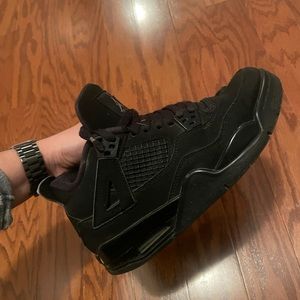 Jordan 4 black cats
